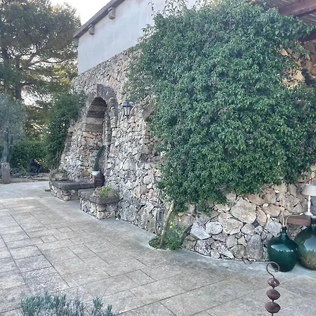 וילה Frangipani Salento